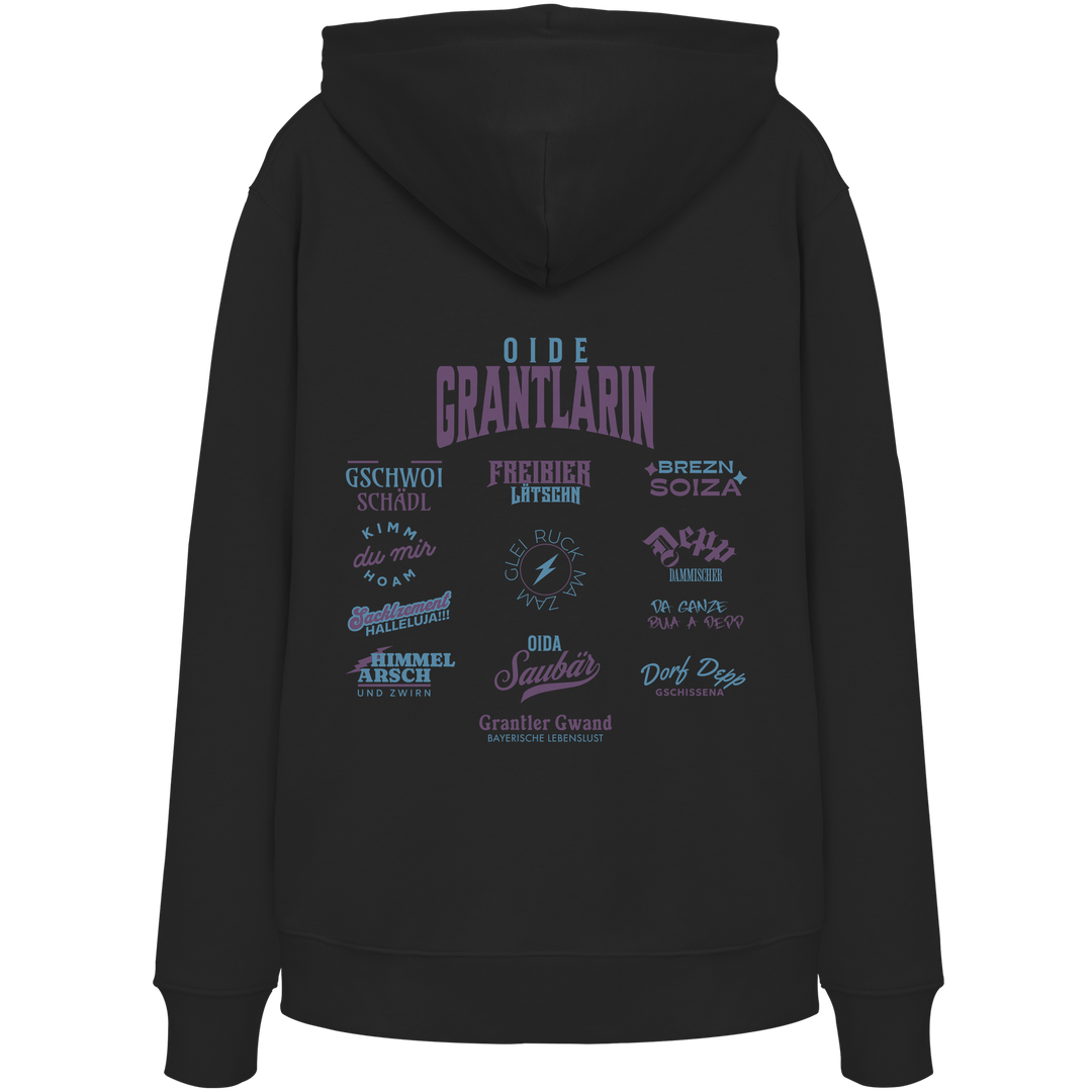 Schwarzer Hoodie mit großem Backprint „Oide Grantlarin“ und verschiedenen bayerischen Dialektbegriffen wie Gschwoi Schädl, Freibier Låtschn, Brezn Soiza, Oida Saubär und Dorf Depp von Grantler Gwand.