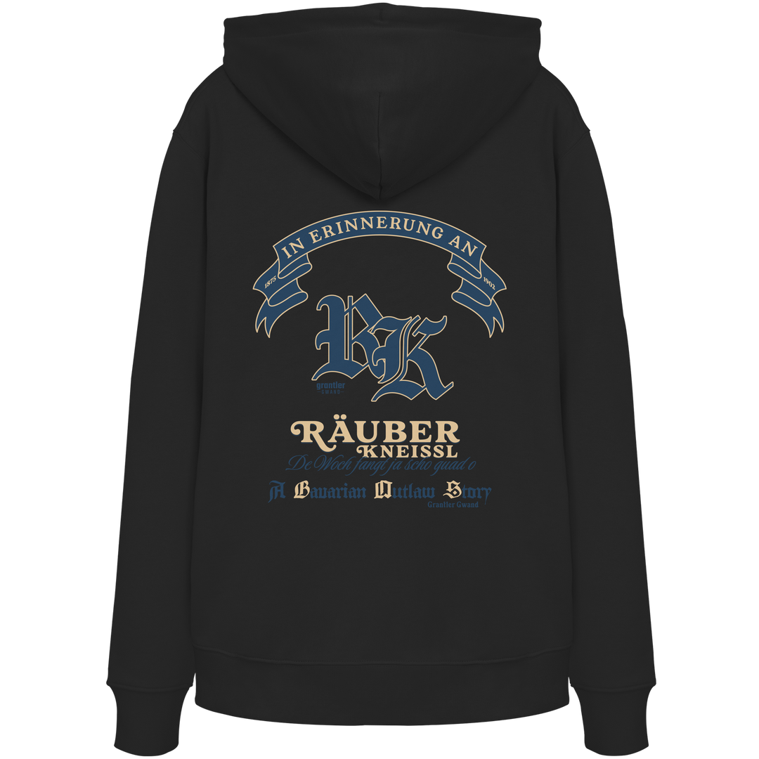 Schwarzer Hoodie mit großem „Räuber Kneißl“-Backprint in Blau und Beige sowie historischen Schriftzügen im modernen Streetwear-Stil.