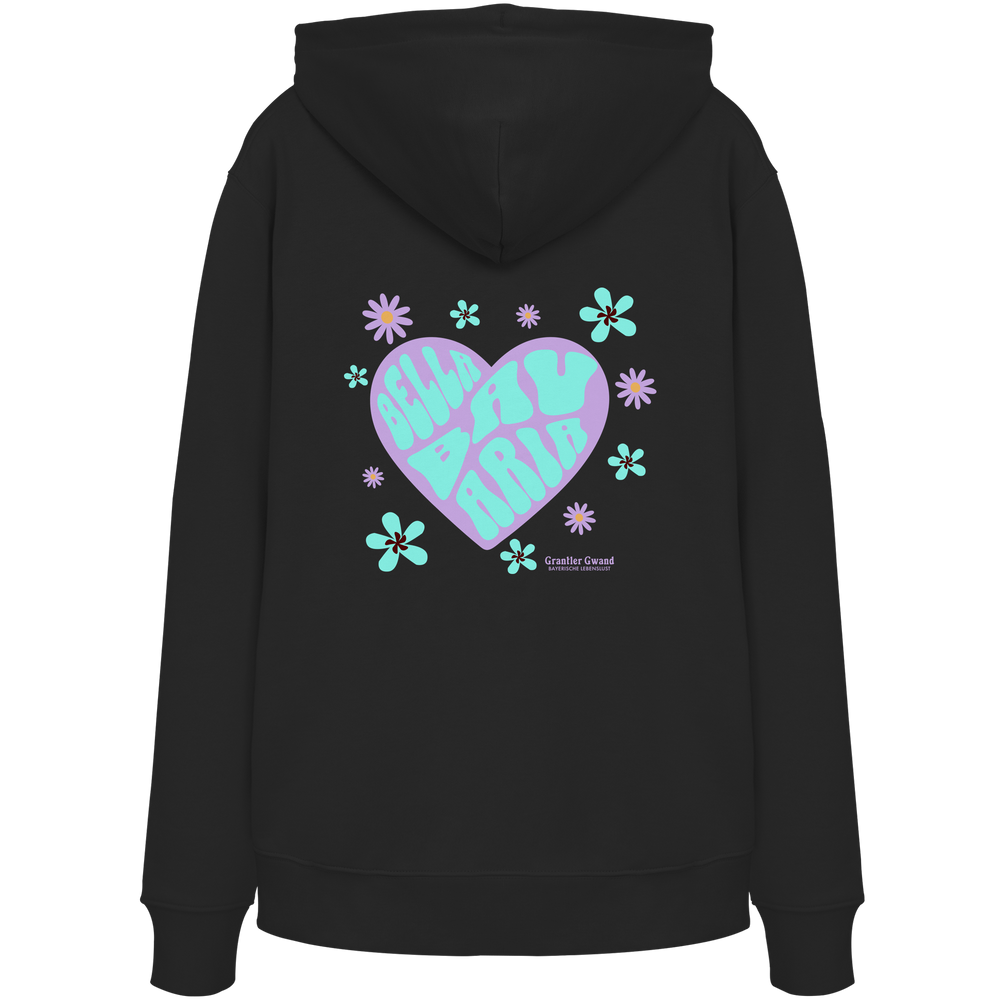 schwarzer Hoodie mit großem Herz-Backprint im Retro-Stil, floralen Elementen und dem Schriftzug „Bella Bavaria“ in Pastellfarben. Designed & bedruckt in Bayern.