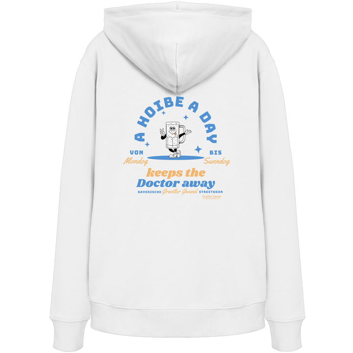 Weißer Grantler Gwand Unisex Hoodie mit Backprint „A Hoibe a Day keeps the Doctor away“, Bierkrug-Maskottchen im Retro-Design und hellblauen Details – bayerischer Streetwear Hoodie.