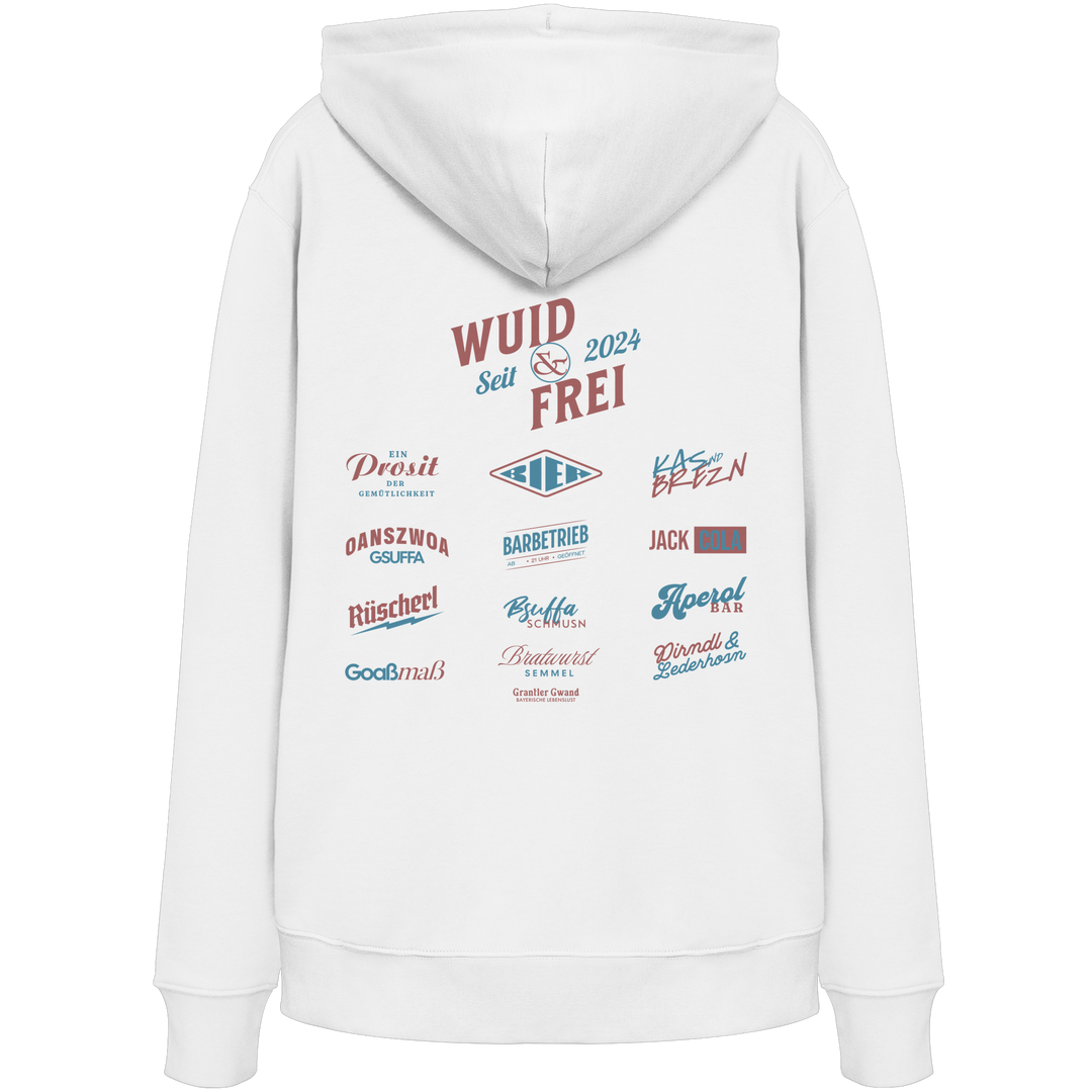 Weißer Hoodie mit großem Backprint „Wuid &amp; Frei seit 2024“ sowie verschiedenen bayerischen Typografie-Designs und Dialektbegriffen.