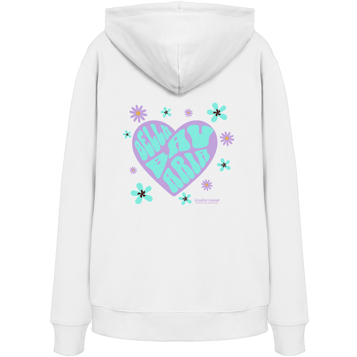 Weißer Hoodie mit großem Herz-Backprint im Retro-Stil, floralen Elementen und dem Schriftzug „Bella Bavaria“ in Pastellfarben. Designed &amp; bedruckt in Bayern.