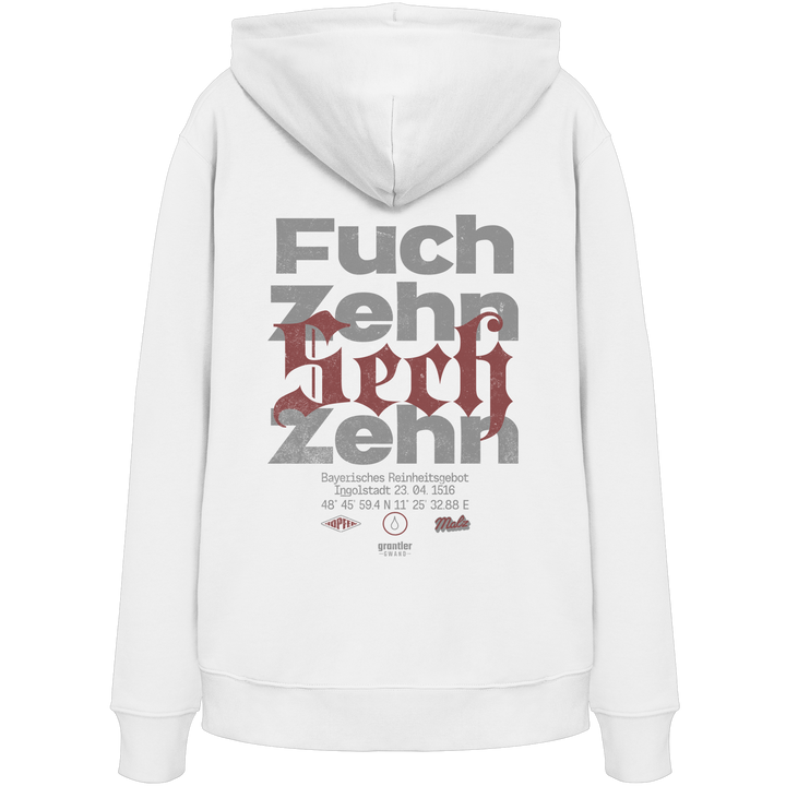Weißer Hoodie mit großem typografischen Backprint „Fuchzehn“ und roten Akzenten, inspiriert vom Bayerischen Reinheitsgebot von 1516.