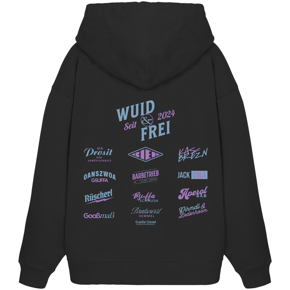 Schwarzer Oversize Hoodie mit großem Backprint „Wuid & Frei“ sowie verschiedenen bayerischen Begriffen wie Prosit der Gemütlichkeit, Oanszwoa Gsuffa, Jack Cola, Aperol Bar und Dirndl & Lederhosn von Grantler Gwand.