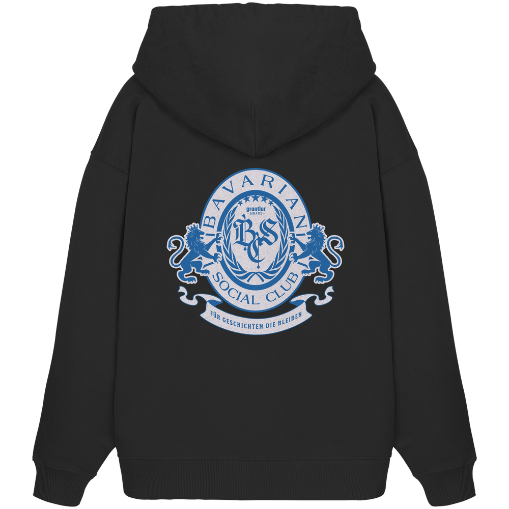 schwarzer Oversize Hoodie mit großem blauen Bavarian Social Club Wappen auf dem Rücken, Lorbeerkranz, Löwen und hochwertigem bayerischen Streetwear-Design.