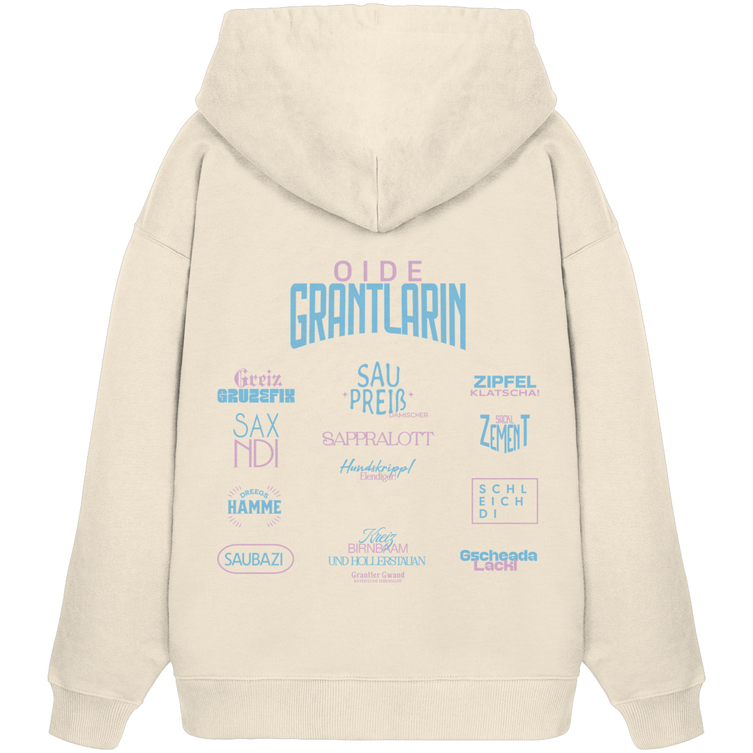 Naturfarbener Oversize Hoodie mit großem Backprint „Oide Grantlarin“ sowie verschiedenen bayerischen Dialektbegriffen wie Sapperlott, Saubazi, Saxndi und Gscheada Lackl von Grantler Gwand.