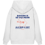 Weißer Oversize Hoodie von Grantler Gwand mit blauem Backprint „Bayern is so vui mehr als nur a Ort“, Herzsymbol und Bayern-Silhouette – bayerischer Streetwear Hoodie.