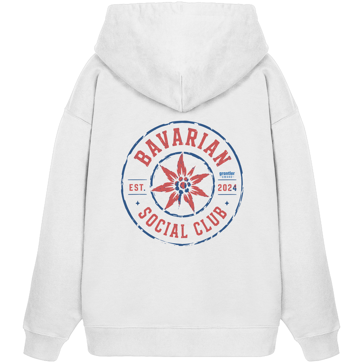 Weißer Oversize Hoodie mit großem roten und blauen „Bavarian Social Club“-Backprint sowie Edelweiß-Motiv im Vintage-Streetwear-Design.