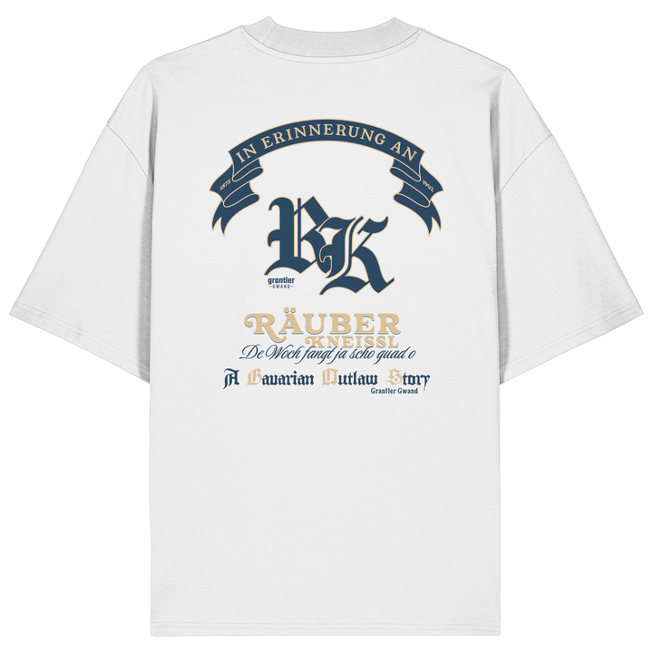 Weißes Oversize T-Shirt mit großem „Räuber Kneißl“-Backprint in Blau und Beige sowie historischen Schriftzügen im modernen Streetwear-Design.