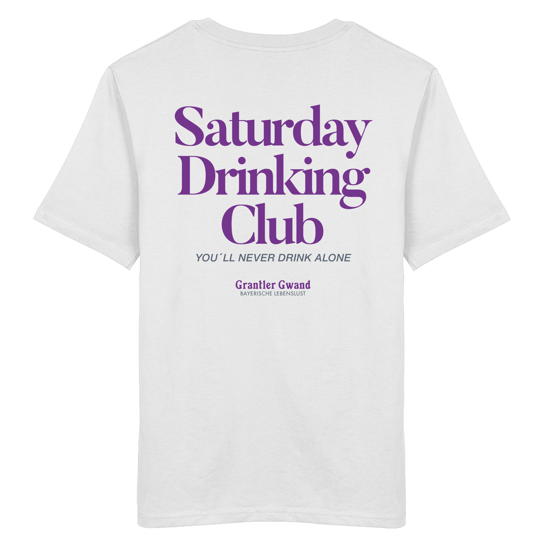 Weißes Shirt mit großem Rückenprint „Saturday Drinking Club“ in Blau und rotem Schriftzug „You'll never drink alone“.