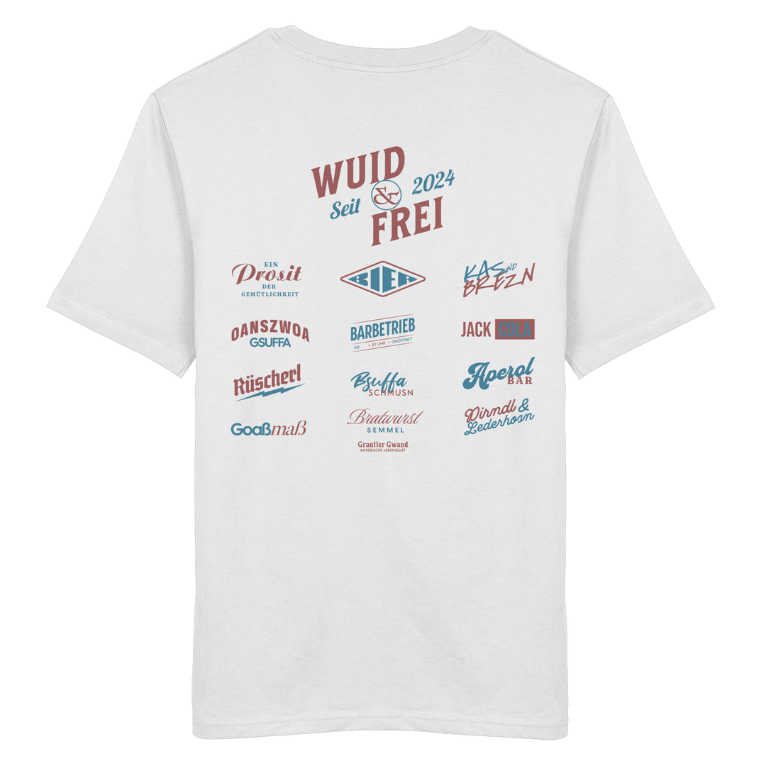 Weißes Shirt mit großem Backprint „Wuid & Frei seit 2024“ sowie verschiedenen bayerischen Typografie-Designs und Dialektbegriffen.
