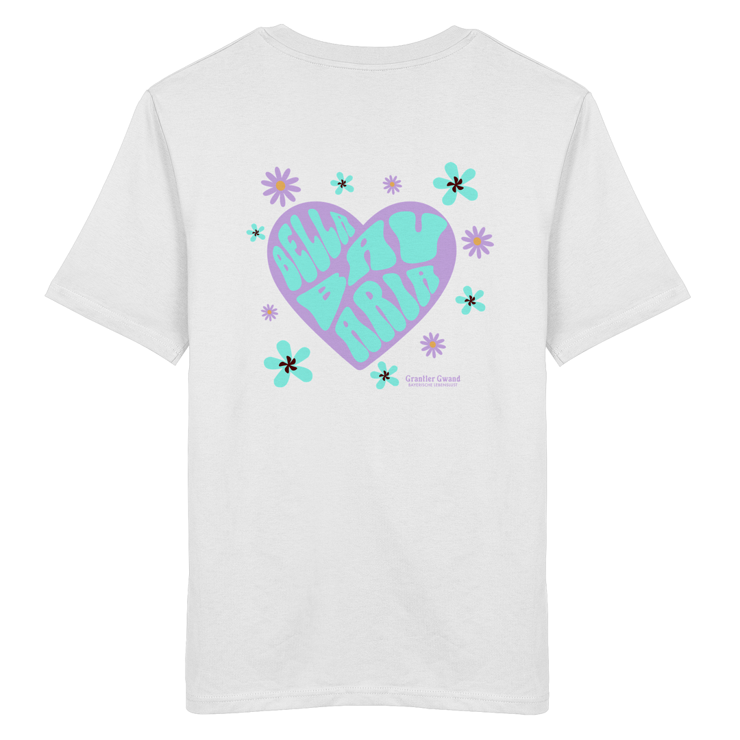 Bayerisches T-Shirt in weiß mit lila Herzmotiv, türkisfarbener Aufschrift "Besser auf Bairisch" und floralen Retro-Elementen im modernen Streetwear-Design von Grantler Gwand.