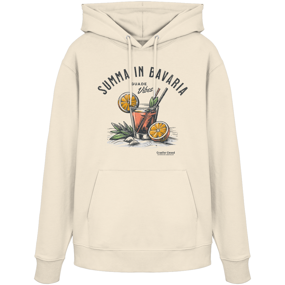 Naturfarbener Hoodie mit Frontprint „Summa in Bavaria – Guade Vibes“ und sommerlichem Cocktail-Motiv im Vintage-Stil.