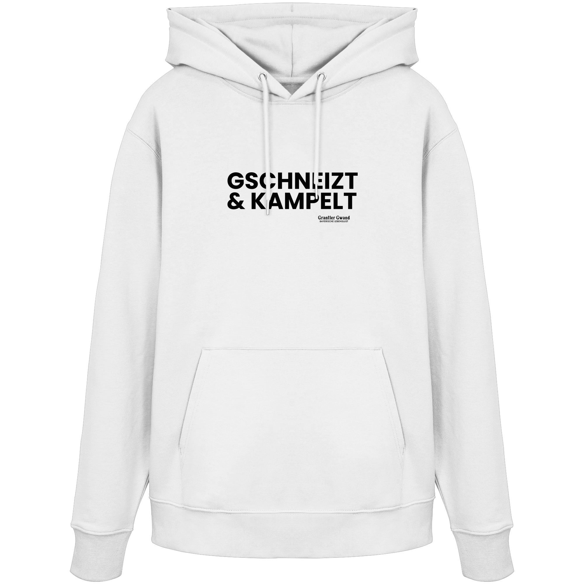 Weißer Hoodie mit schwarzem Frontprint „Gschneizt & Kampelt“. Moderner Unisex-Hoodie mit bayerischem Dialekt im minimalistischen Streetwear-Design für Volksfest, Biergarten und Alltag. Hochwertige Qualität, designed und bedruckt in Bayern von Grantler Gwand.