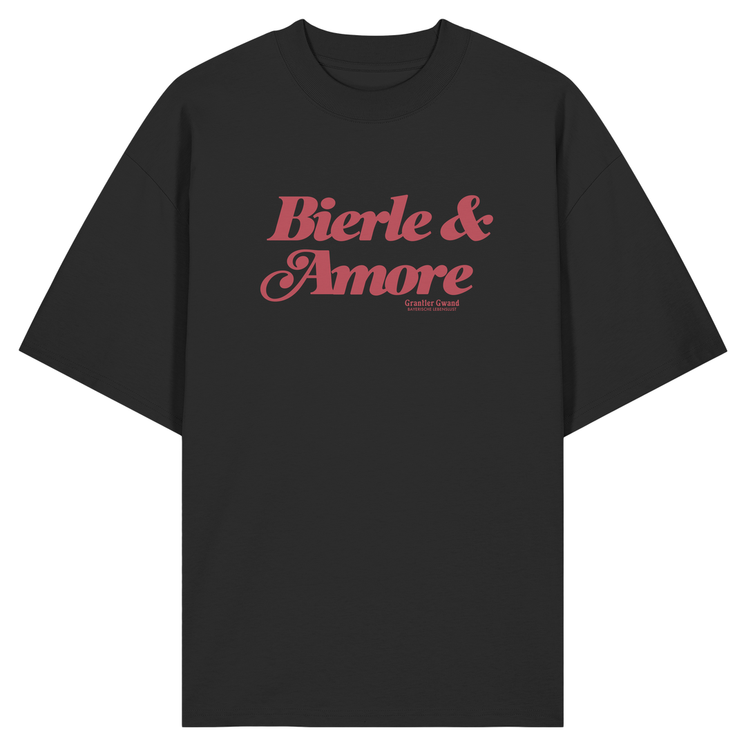 Schwarzes Oversize-T-Shirt in Bio Qualität mit rotem „Bierle &amp; Amore“-Frontprint – bayerische Streetwear von Grantler Gwand im modernen, minimalistischen Look.