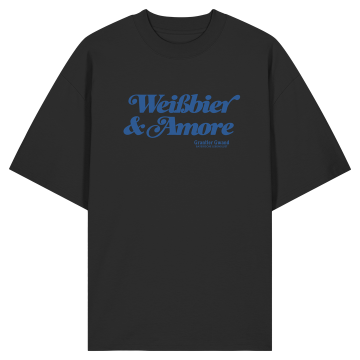 Schwarzes Oversize-Shirt mit blauem Frontprint „Weißbier &amp; Amore“. Modernes bayerisches Streetwear-Shirt für Biergarten, Volksfest und Alltag. Hochwertige Bio-Baumwolle, designed und bedruckt in Bayern von Grantler Gwand.