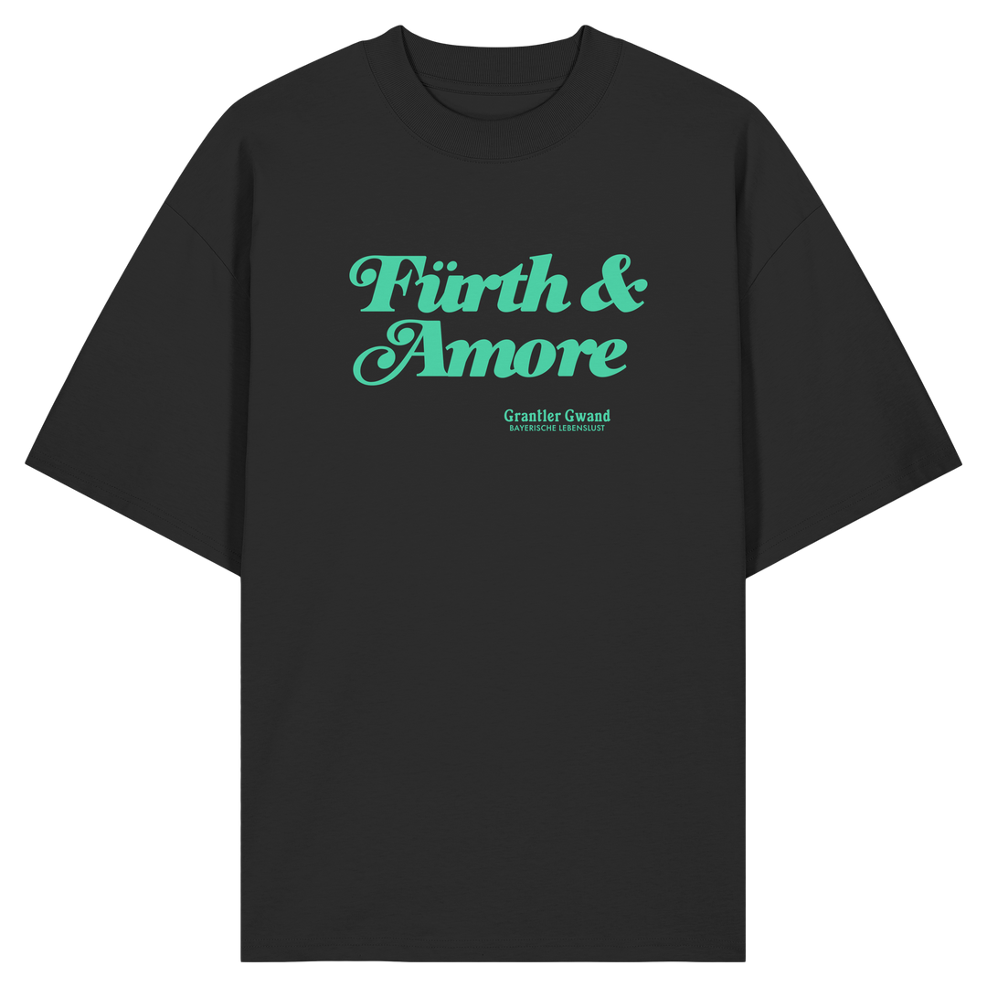 Schwarzes Oversize Shirt in Bio Qualität mit grünem „Fürth &amp; Amore“-Frontprint – bayerische Streetwear von Grantler Gwand im modernen, minimalistischen Look.