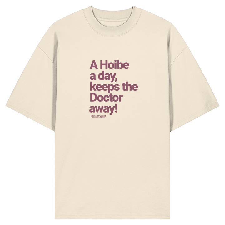Weißes Oversize Shirt mit rotem typografischem Frontprint im minimalistischen Design – hochwertiges Bio Oversize Shirt von Grantler Gwand.