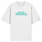 Weißes Oversize-T-Shirt in Bio Qualität mit grünem „Bella Bavaria“-Frontprint – bayerische Streetwear von Grantler Gwand im modernen, minimalistischen Look.