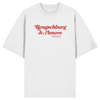 Weißes Oversize T-Shirt von Grantler Gwand mit rotem Frontprint „Regensburg & Amore“ im Retro-Schriftzug – bayerisches Streetwear Shirt aus Bio-Baumwolle.