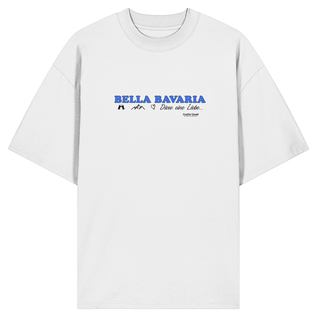 Weißes oversize Shirt mit dezentem Frontprint „Bella Bavaria – Diese eine Liebe“ von Grantler Gwand.