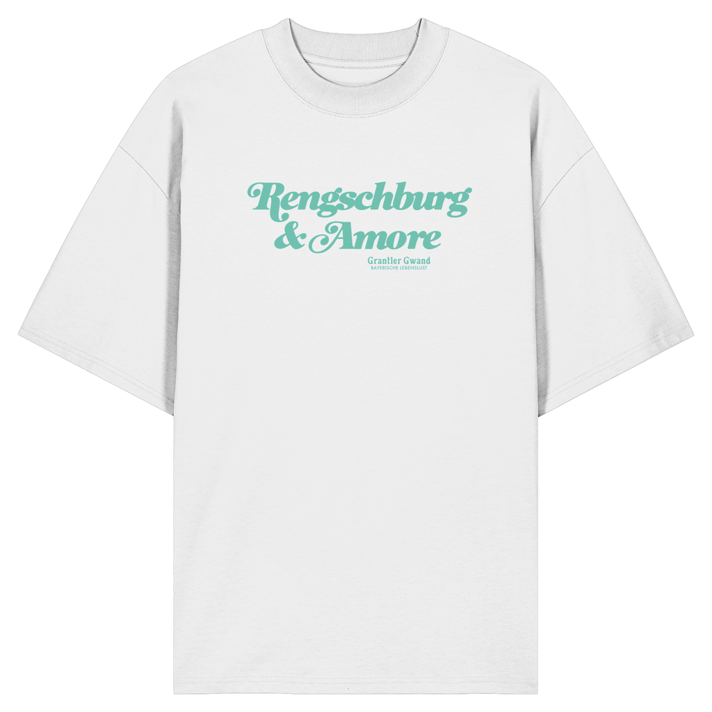 Weißes Oversize T-Shirt von Grantler Gwand mit mintgrünem Frontprint „Regensburg & Amore“ im Retro-Schriftzug – bayerisches Streetwear Shirt aus Bio-Baumwolle.