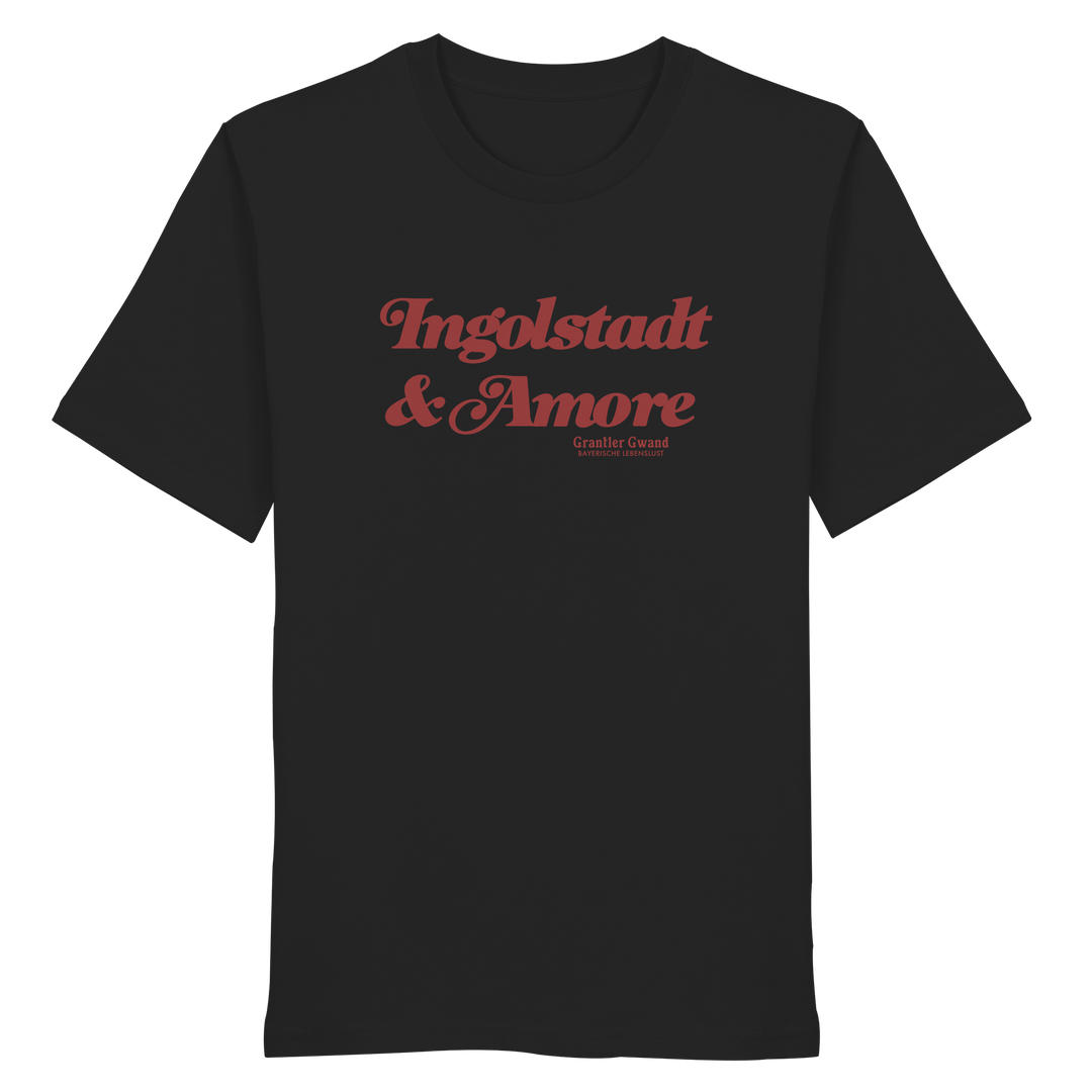 Schwarzes T-Shirt mit rotem „Ingolstadt &amp; Amore“-Frontprint – bayerische Streetwear von Grantler Gwand im modernen, minimalistischen Look.
