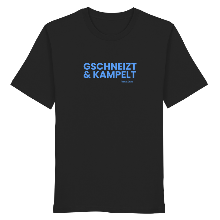 Schwarzes T-Shirt mit blauem Frontprint „Gschneizt &amp; Kampelt“. Bayerisches Dialekt-Shirt im modernen Streetwear-Style für Volksfest, Biergarten und Alltag. Hochwertige Baumwolle, designed und bedruckt in Bayern von Grantler Gwand.