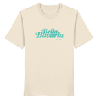 Cremefarbenes Unisex T-Shirt mit grünem „Bella Bavaria“-Frontprint – bayerische Streetwear von Grantler Gwand im modernen, minimalistischen Look.