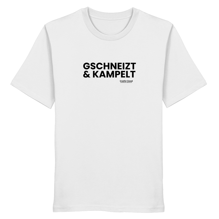 Weißes Unisex-T-Shirt mit schwarzem Frontprint „Gschneizt &amp; Kampelt“. Modernes bayerisches Dialekt-Shirt im minimalistischen Streetwear-Design für Volksfest, Biergarten und Alltag. Hochwertige Baumwolle, designed und bedruckt in Bayern von Grantler Gwand.