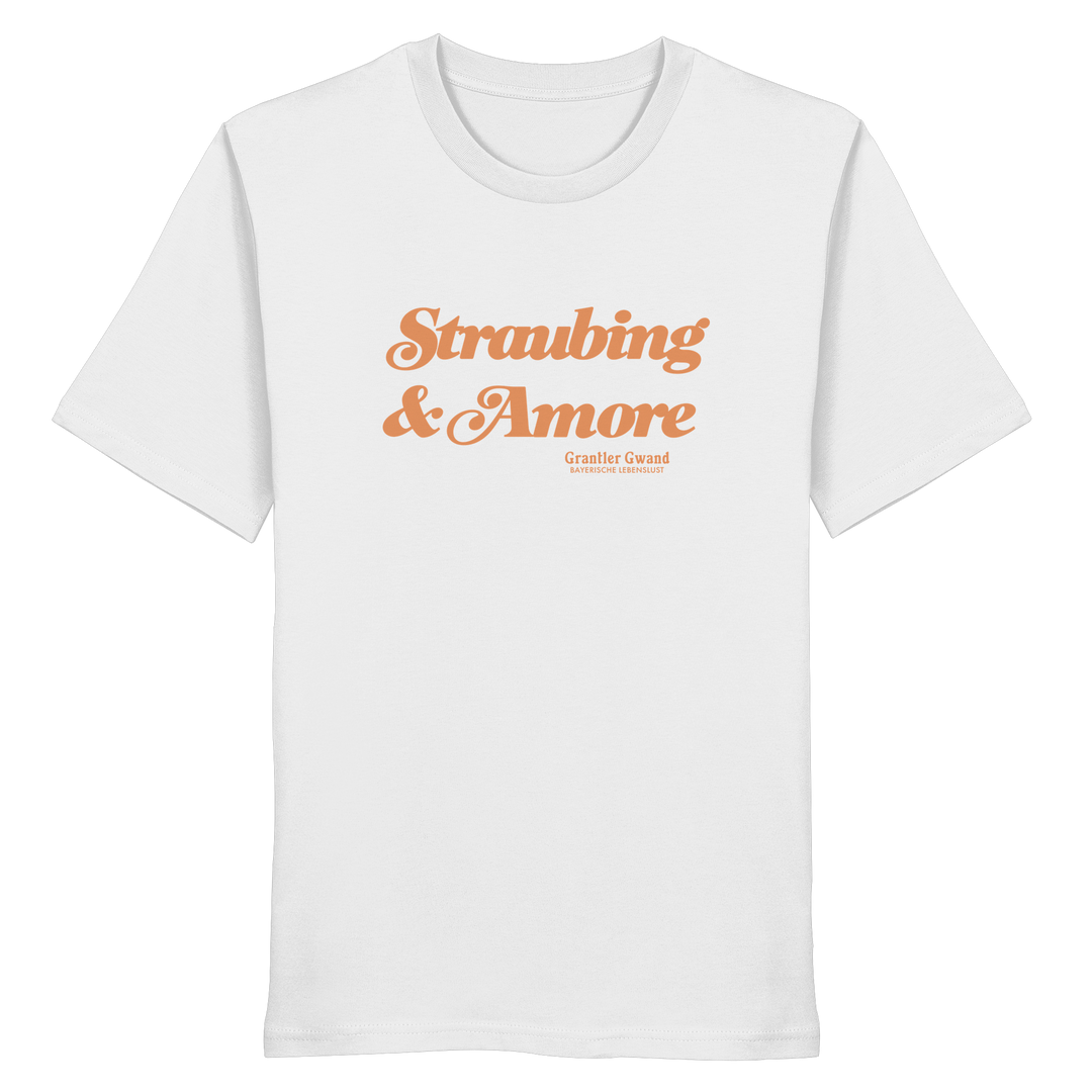 Weißes Unisex T-Shirt mit orangefarbenem „Straubing & Amore“-Frontprint – bayerische Streetwear von Grantler Gwand im modernen, minimalistischen Look.