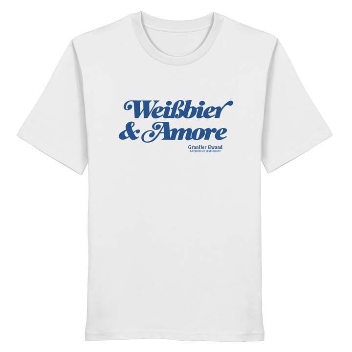 Weißes Unisex T-Shirt mit blauem Frontprint „Weißbier &amp; Amore“. Modernes bayerisches Streetwear-Shirt für Biergarten, Volksfest und Alltag. Hochwertige Baumwolle, designed und bedruckt in Bayern von Grantler Gwand.