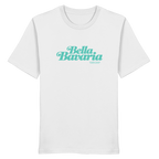 Weißes Unisex T-Shirt mit grünem „Bella Bavaria“-Frontprint – bayerische Streetwear von Grantler Gwand im modernen, minimalistischen Look.